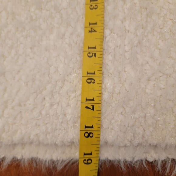 Super Soft and Sparkly Joie Crop Sweater - Size XL - Picture 9 of 9